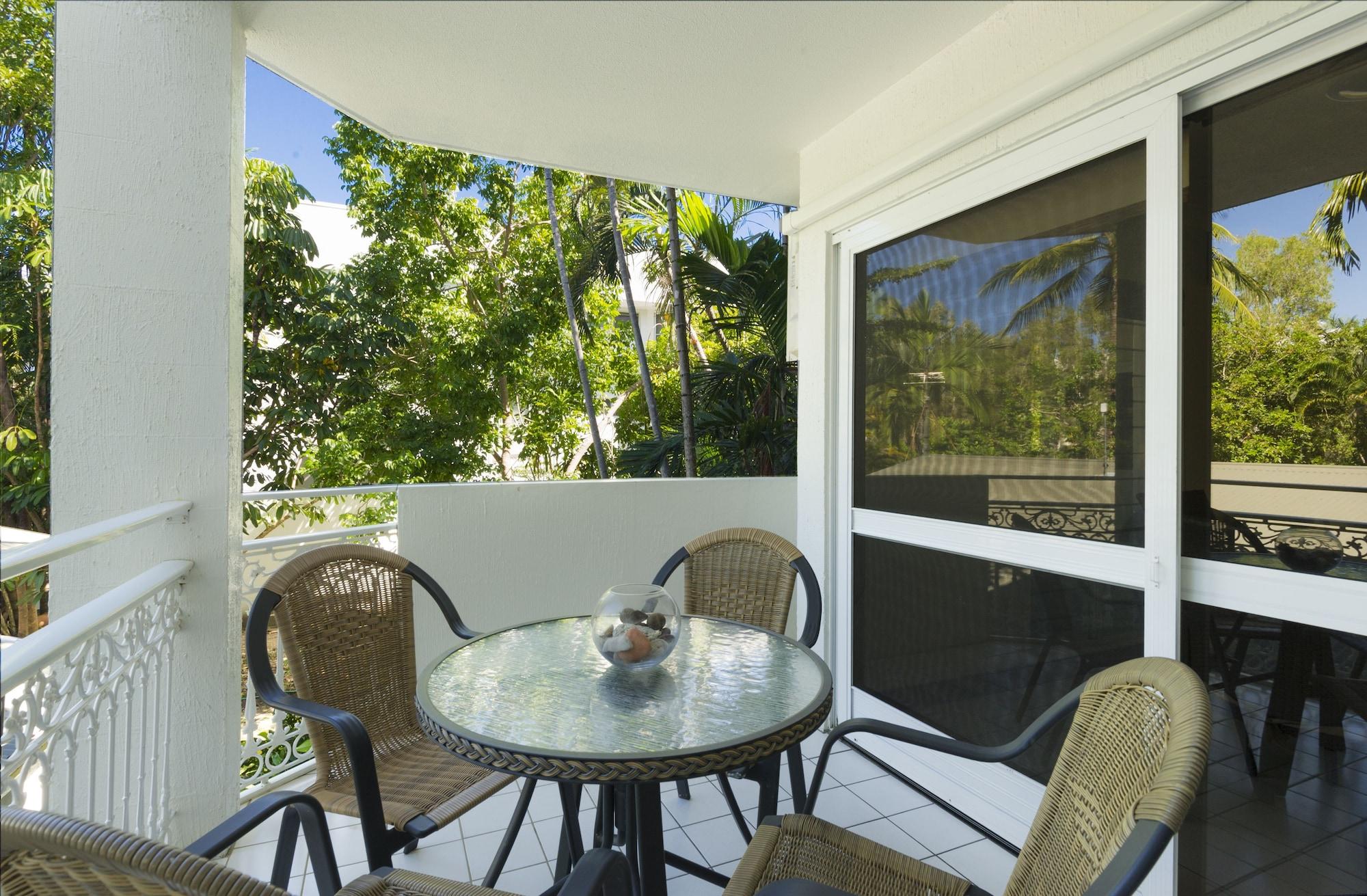Garrick House Aparthotel Port Douglas Eksteriør bilde