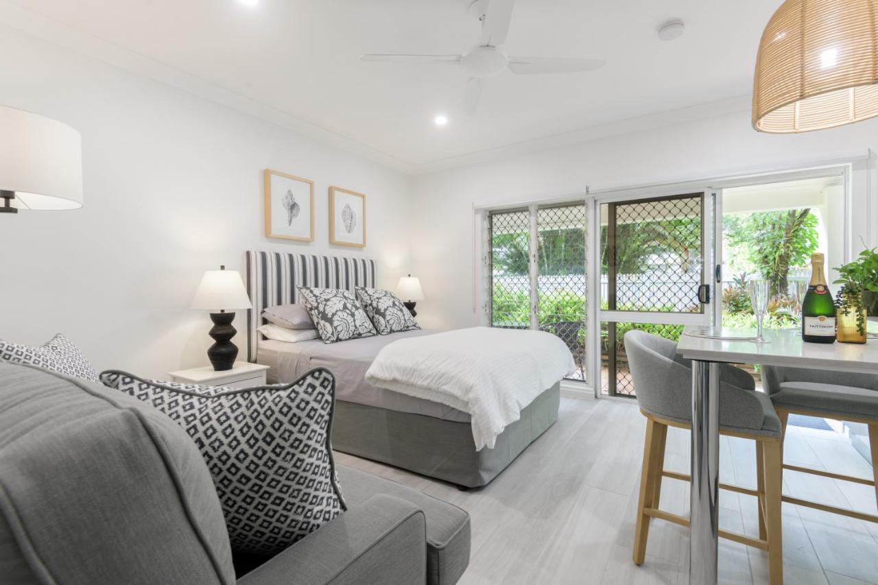 Garrick House Aparthotel Port Douglas Eksteriør bilde